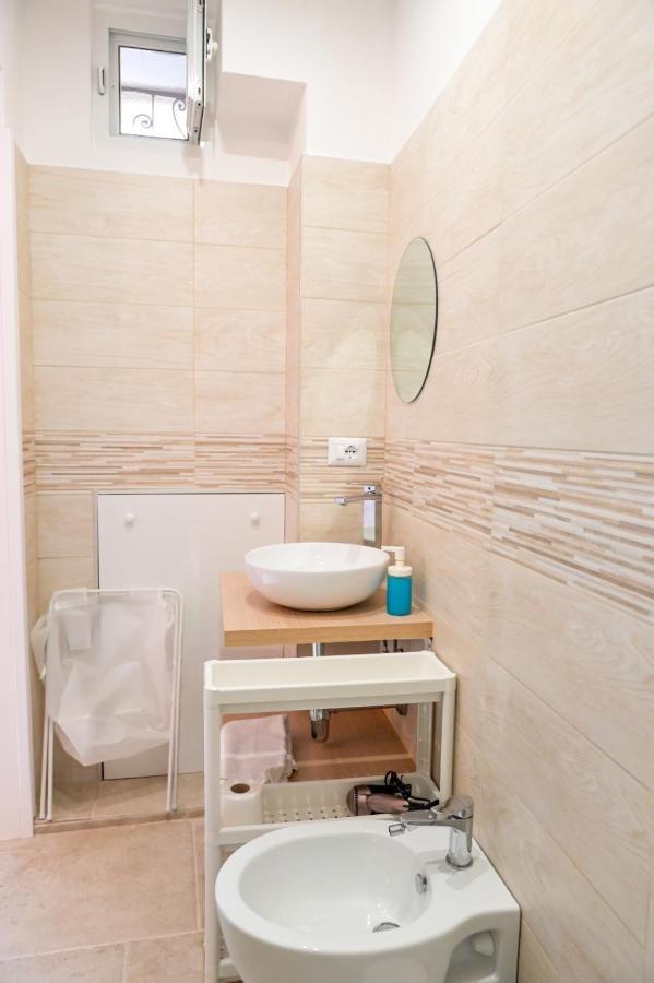 Appartamento Dimora Lilina Bari Esterno foto